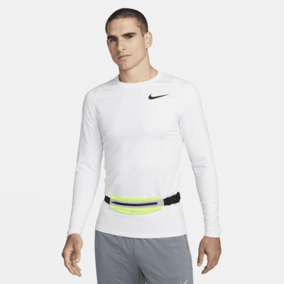 完売必須!☆Nike Slim Running Fanny Pack Amazon.com: Nike Running Slim Waist Pack : Sports & Outdoors